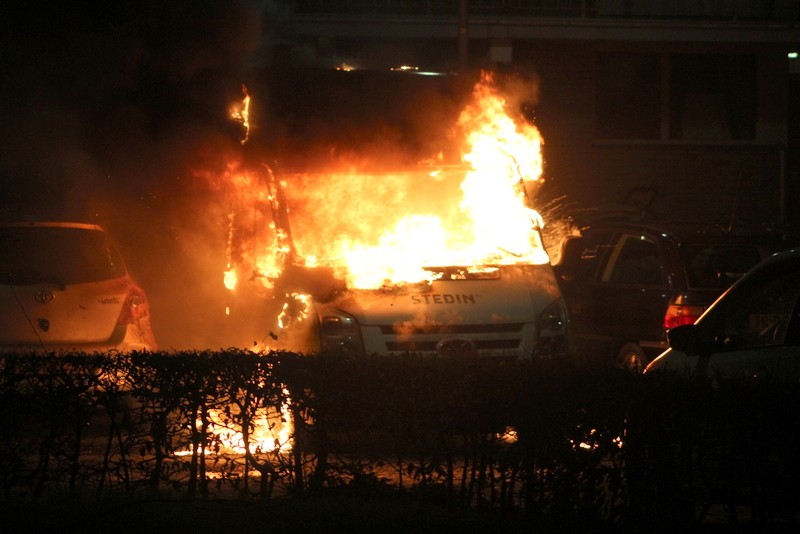 Werkbus uitgebrand in Den Bosch