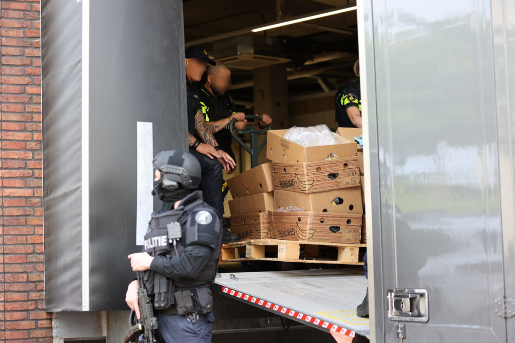 Politieonderzoek bij distributiecentrum